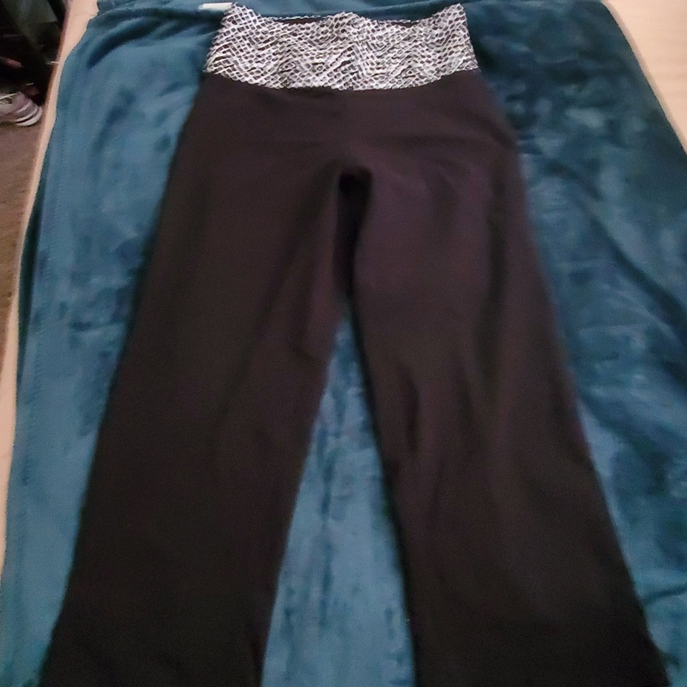 Capris - Picture 2 of 5